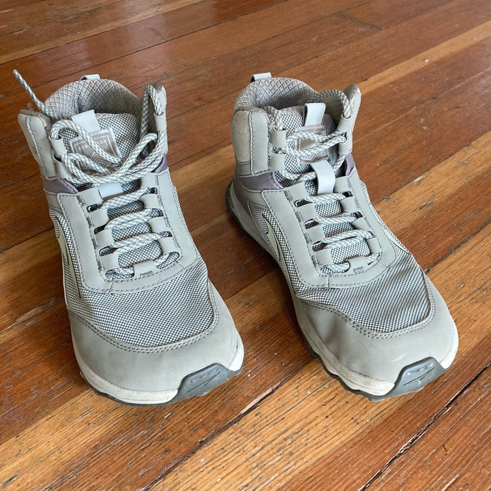 Alta Gray High-Top Hiking Walking Boots